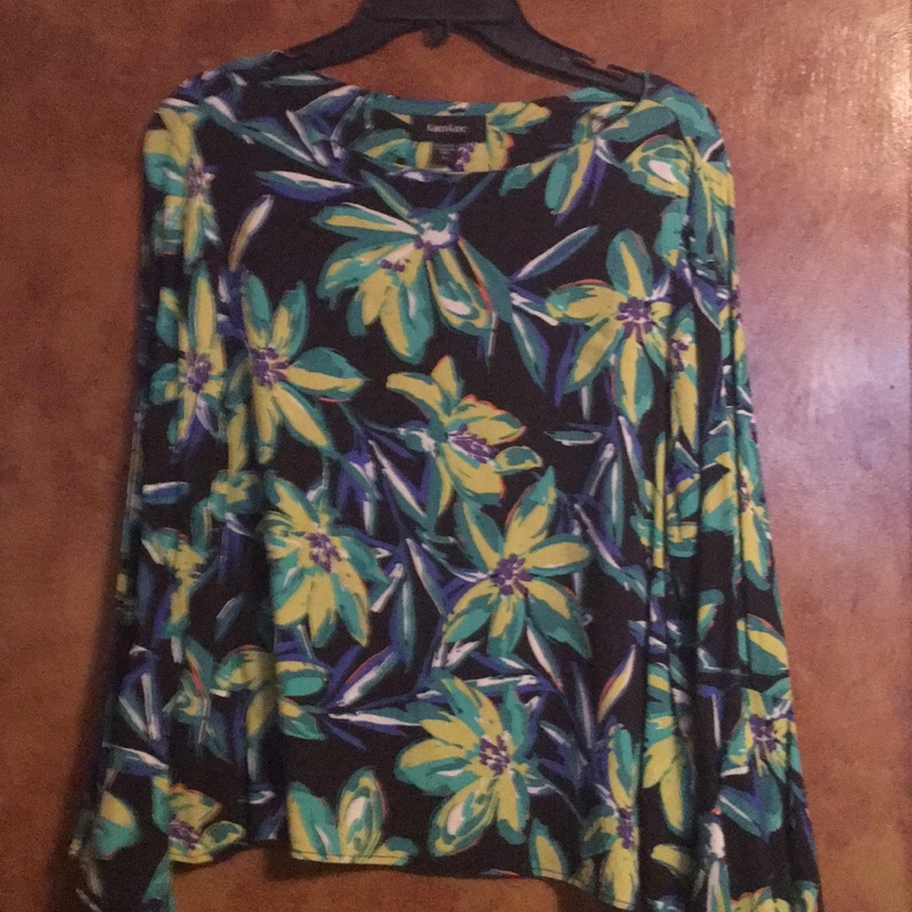 Karen Kane floral top.